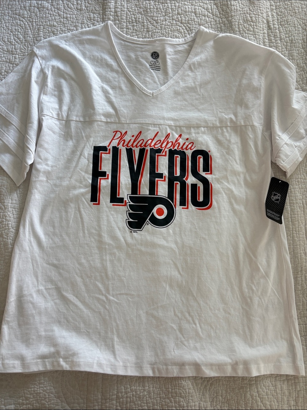 Women’s White V-Neck T-Shirt Philadelphia Flyers